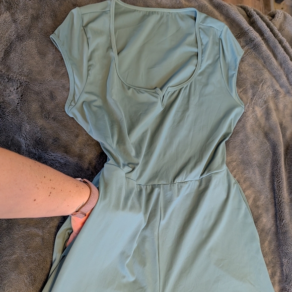 NWT Halara Short Sleeve Wide Leg Cool Touch Jumpsuit with Pockets Easy Peezy - Picture 5 of 12